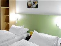 Ibis Hotel Orebro Luaran gambar